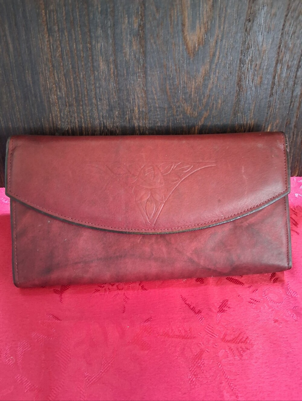 Vintage Rolfs Women’s Leather Envelope Clutch Wallet in Burgundy Cowhide USA
